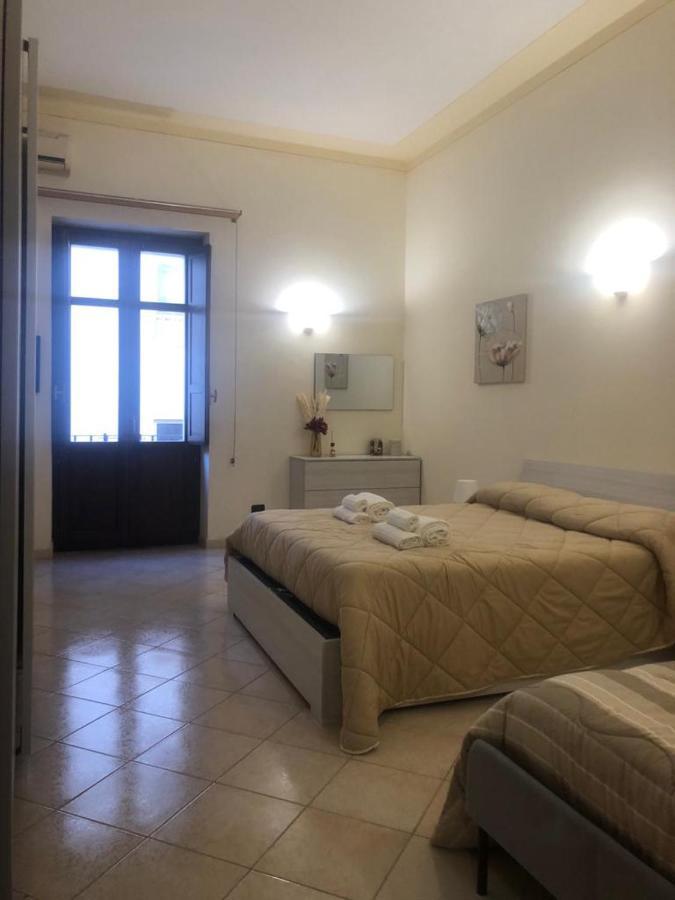 Guest House Via Poerio กาตันซาโร ภายนอก รูปภาพ